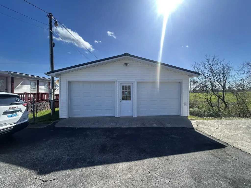 143 W State Highway 700 Whitley City KY 42653