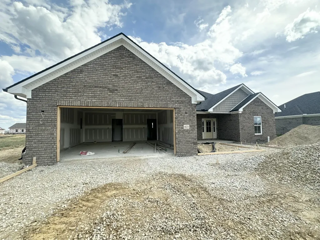 823 Mohawk Drive Richmond KY 40475
