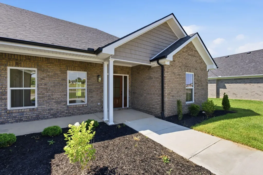 823 Mohawk Drive Richmond KY 40475