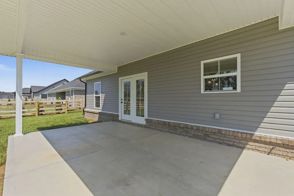 823 Mohawk Drive Richmond KY 40475