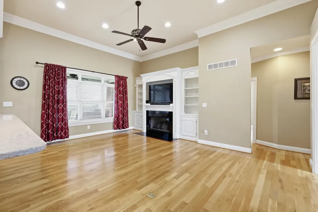 116 Kingston Drive Georgetown KY 40324
