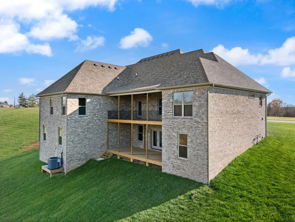 371 Silver Lake Drive Mt Sterling KY 40353