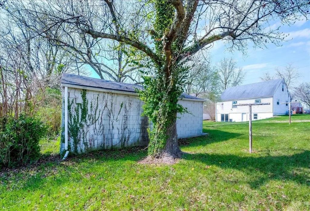 111 Valley View Drive Frankfort KY 40601