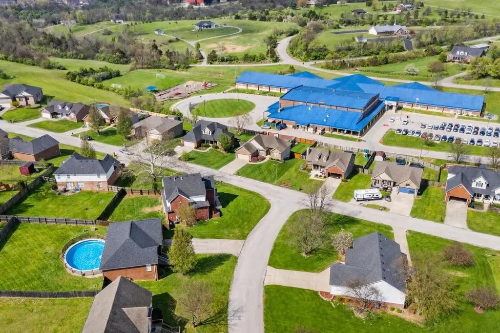 130 Cedar Ridge Road Frankfort KY 40601