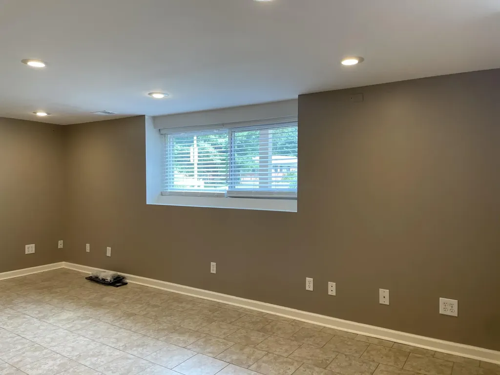 3421 Holwyn Road Lexington KY 40503