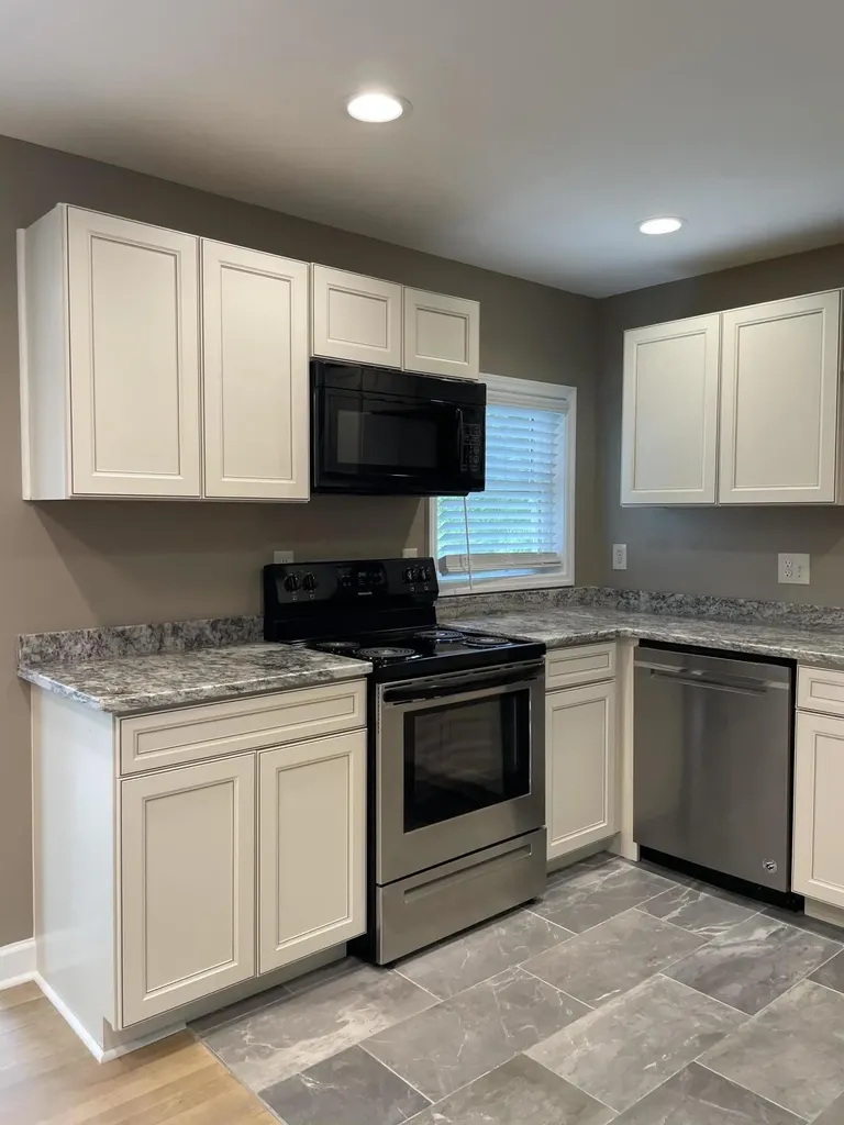 3421 Holwyn Road Lexington KY 40503