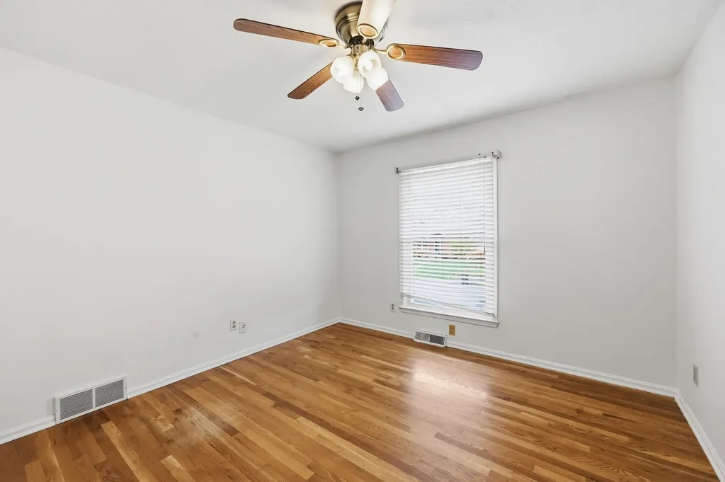3268 Sutherland Drive Lexington KY 40517