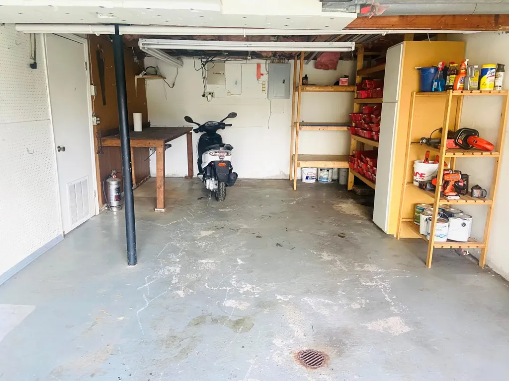 3268 Sutherland Drive Lexington KY 40517