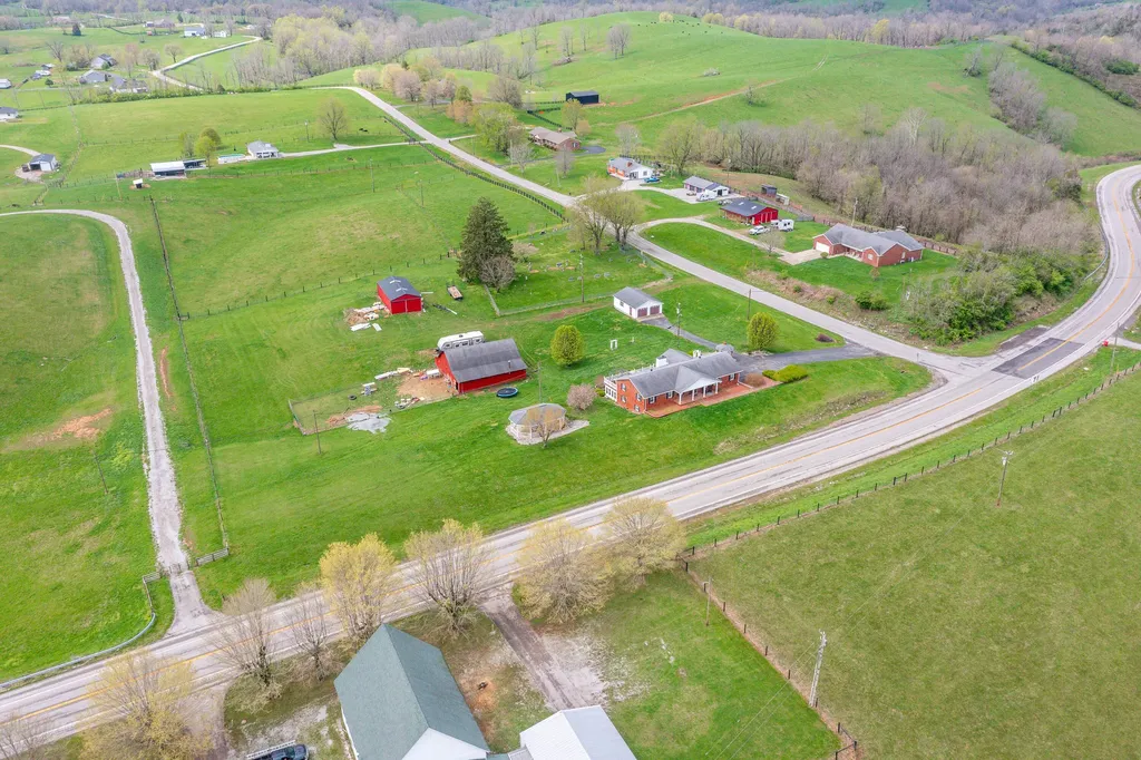 110 White Conkwright Road Winchester KY 40391