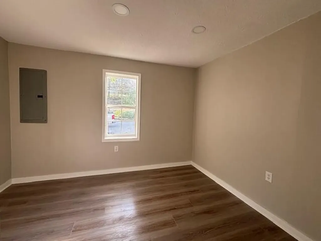 2058 Ky-192 Somerset KY 42501