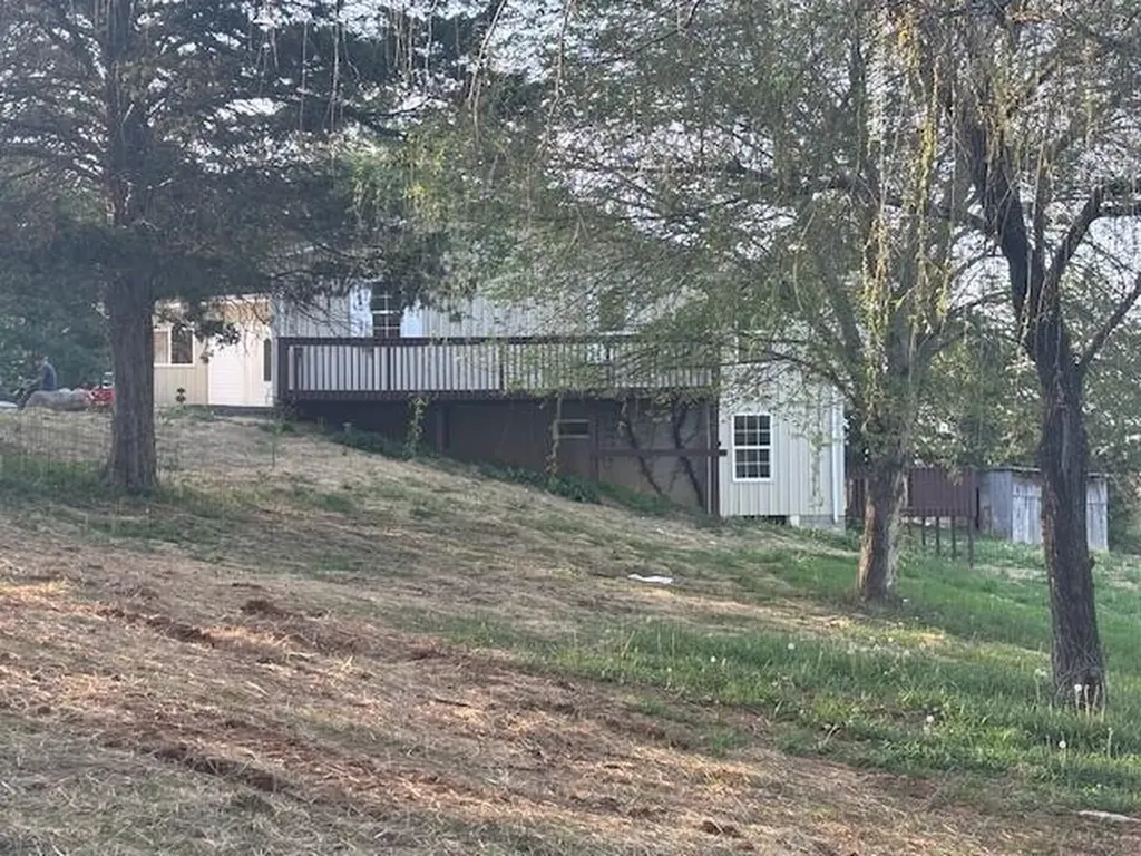 2058 Ky-192 Somerset KY 42501