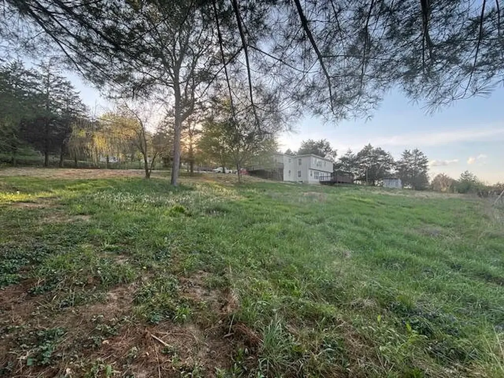 2058 Ky-192 Somerset KY 42501