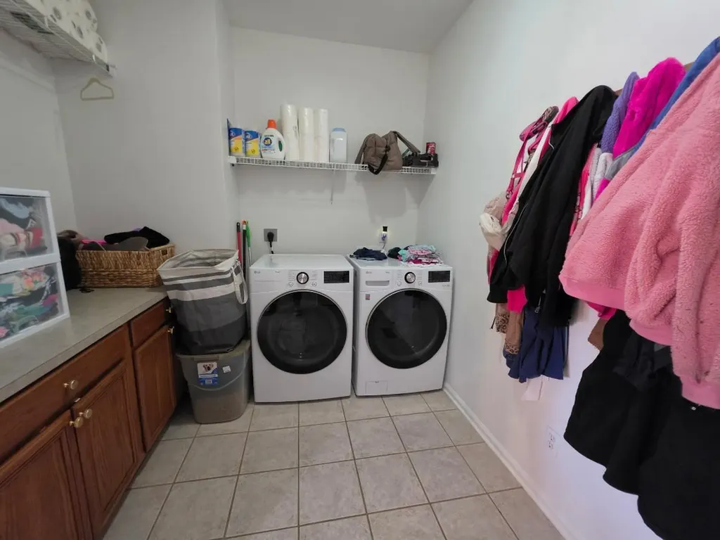 3817 Everetts Dale Lexington KY 40514