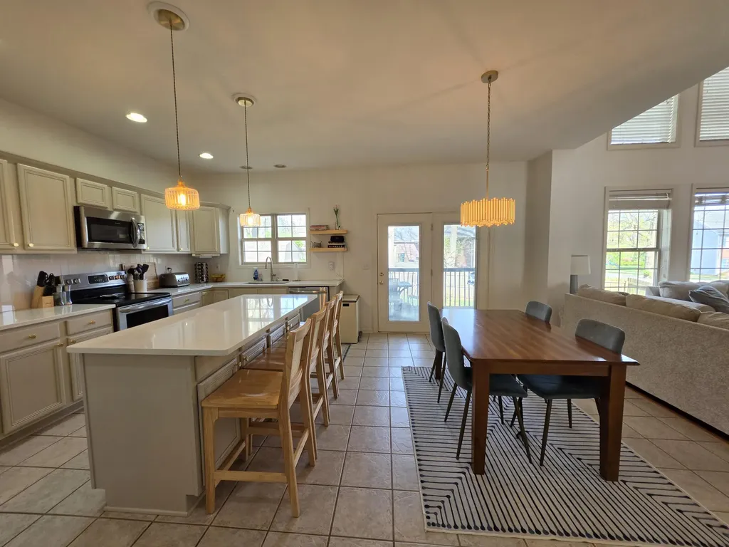 3817 Everetts Dale Lexington KY 40514