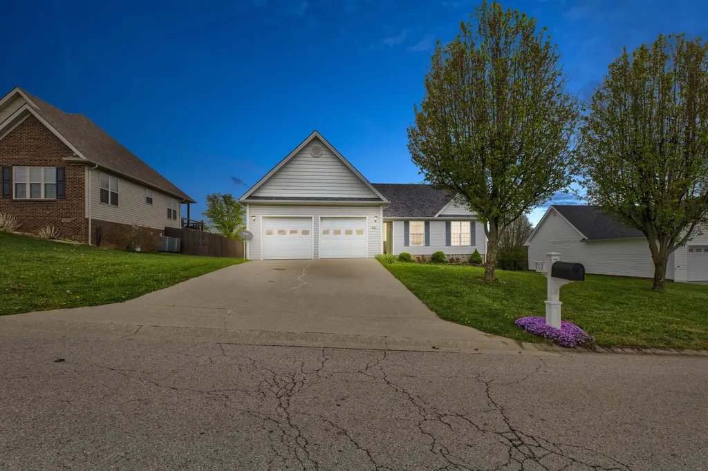 903 Equestrian Way Mt Sterling KY 40353