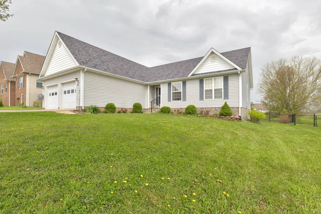 903 Equestrian Way Mt Sterling KY 40353