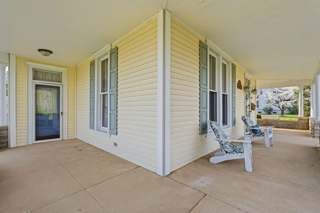 601 Jamestown Street Columbia KY 42728