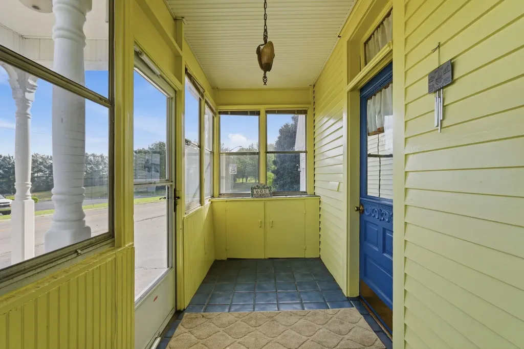601 Jamestown Street Columbia KY 42728