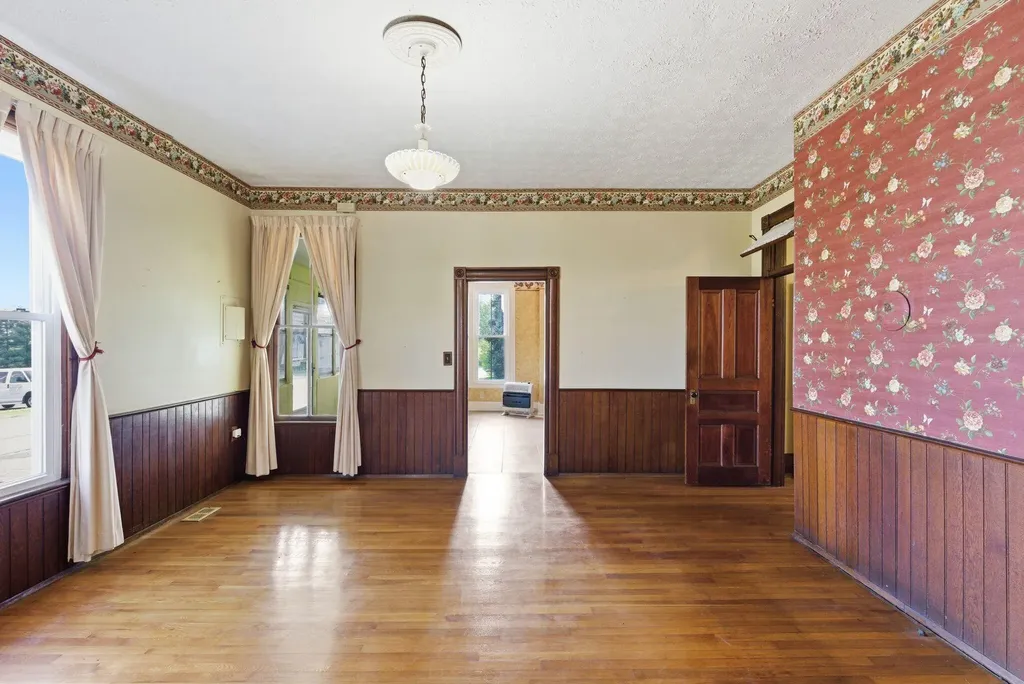 601 Jamestown Street Columbia KY 42728
