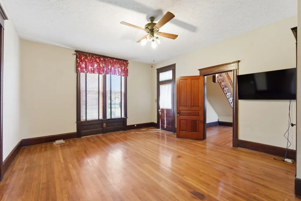 601 Jamestown Street Columbia KY 42728