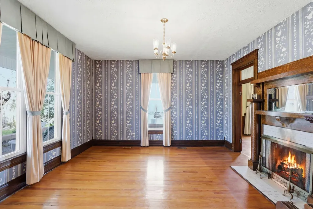 601 Jamestown Street Columbia KY 42728