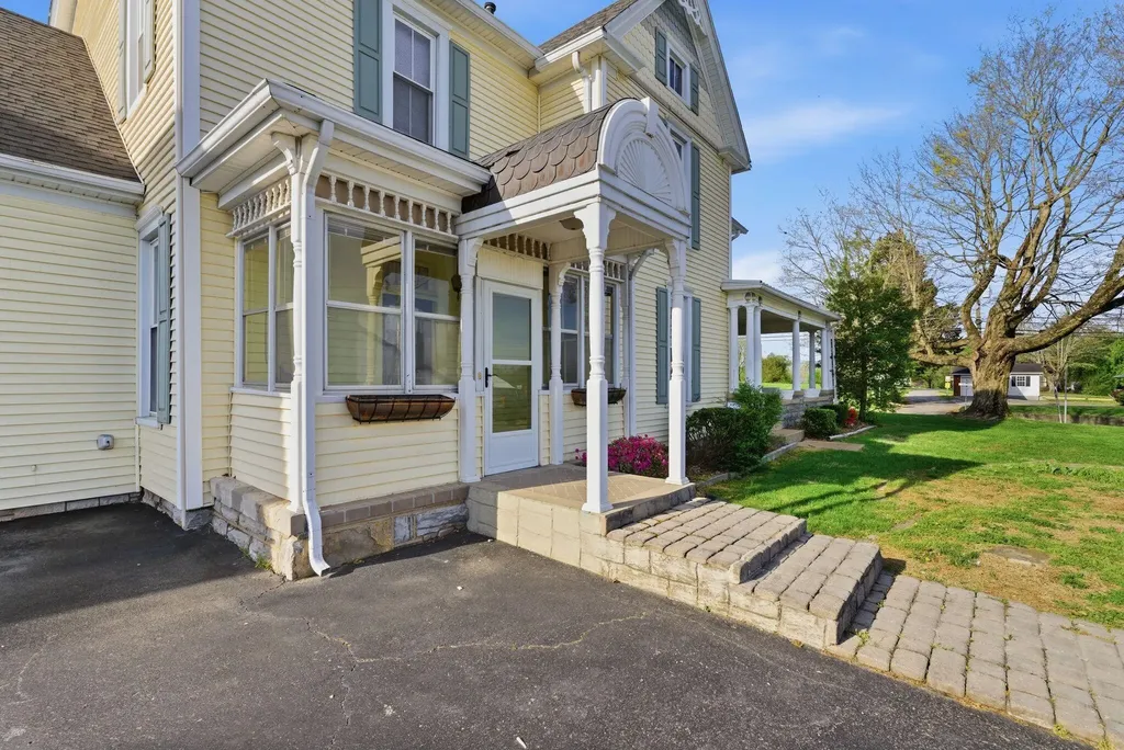 601 Jamestown Street Columbia KY 42728