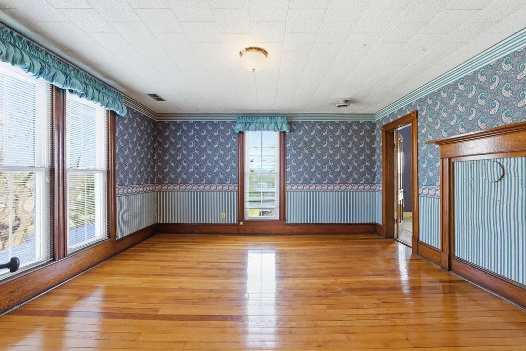 601 Jamestown Street Columbia KY 42728