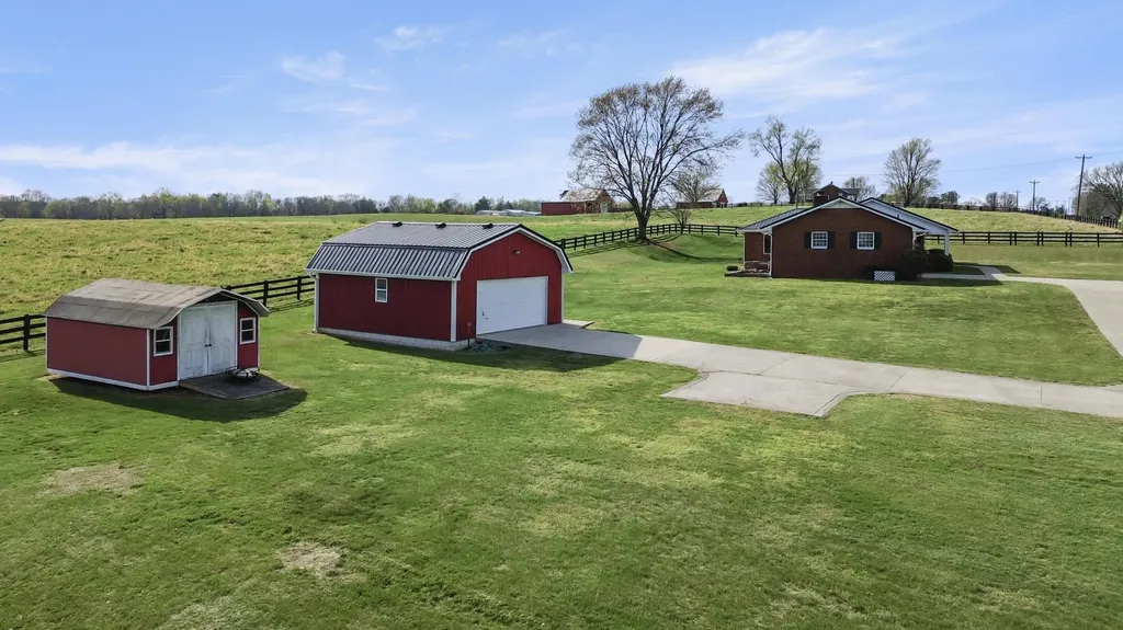 7199 W Highway 80 Nancy KY 42544