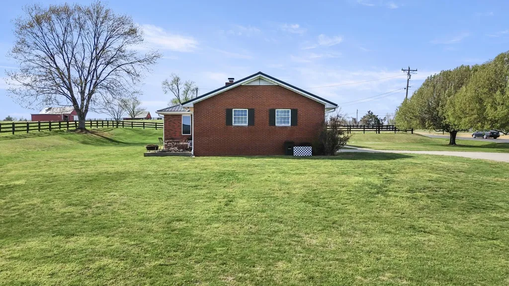 7199 W Highway 80 Nancy KY 42544