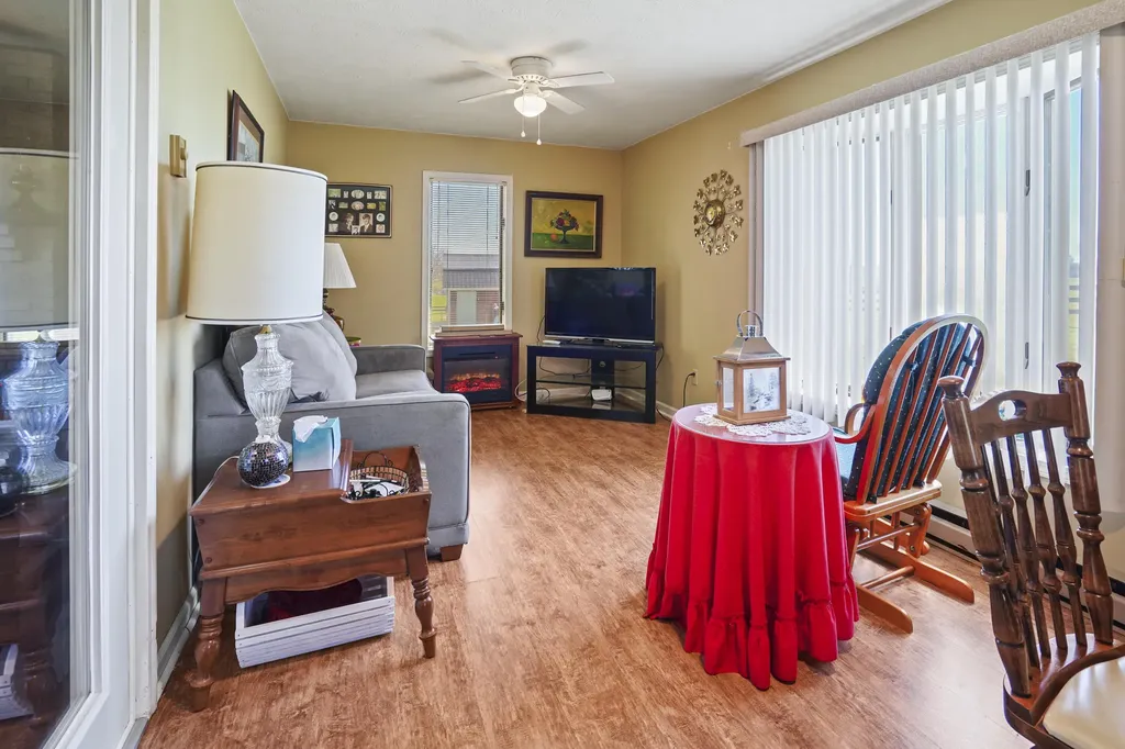7199 W Highway 80 Nancy KY 42544