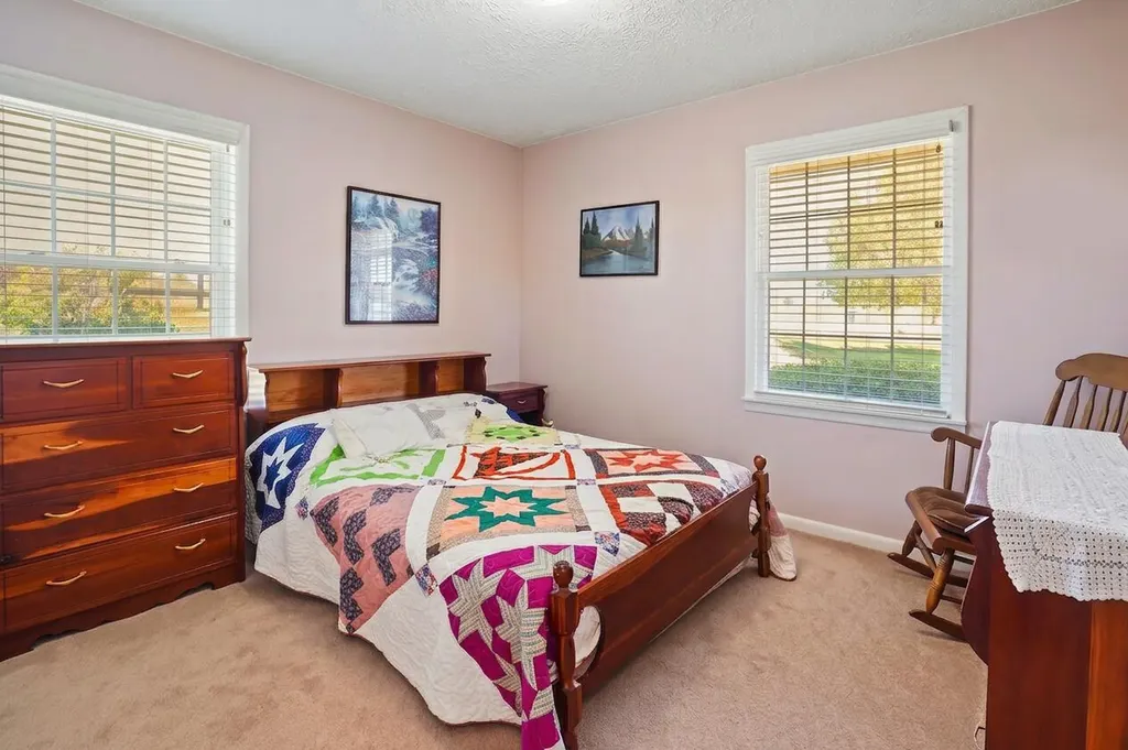 7199 W Highway 80 Nancy KY 42544
