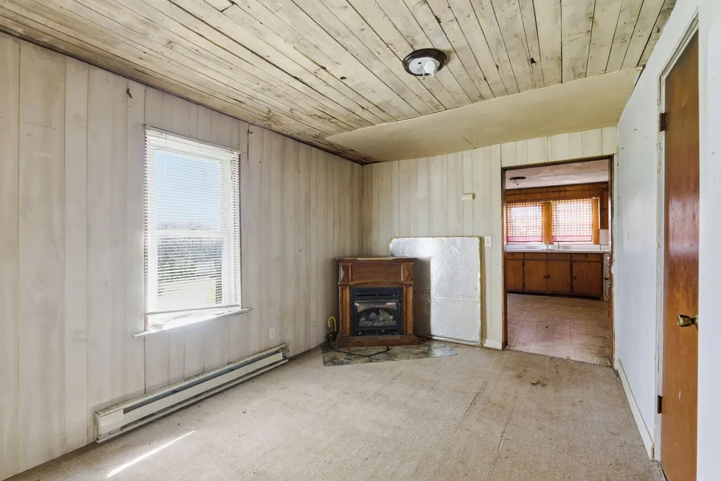 1388 Ammerman Pike Cynthiana KY 41031