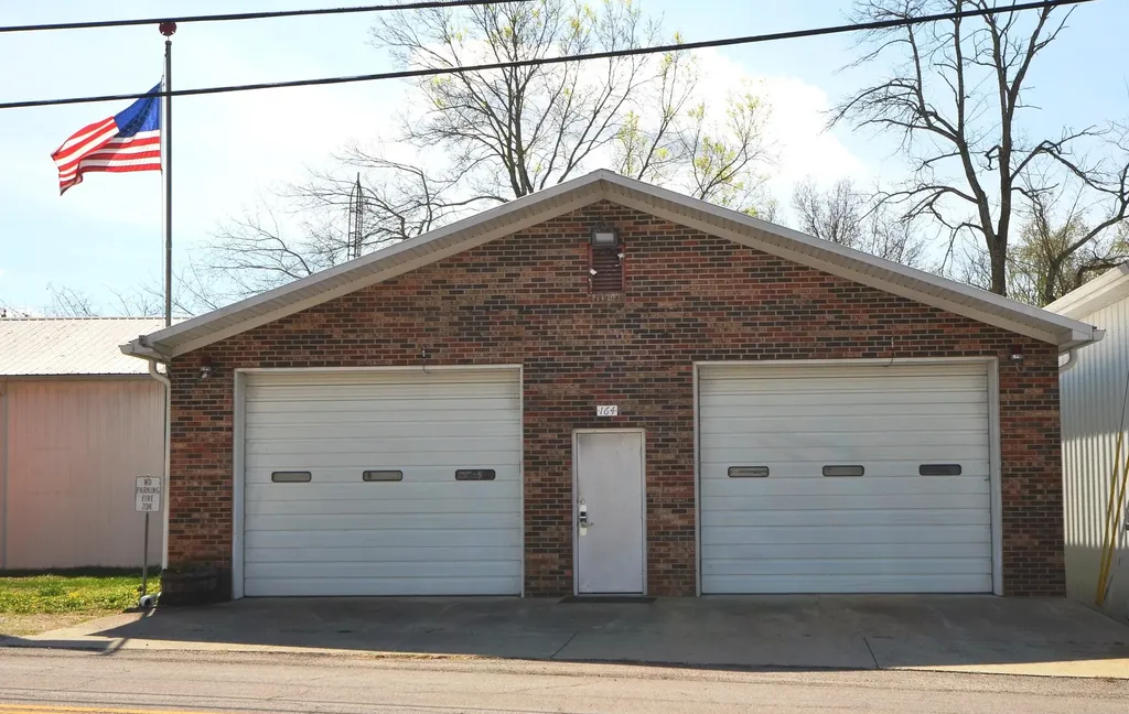 164 Sugar Street Salvisa KY 40372