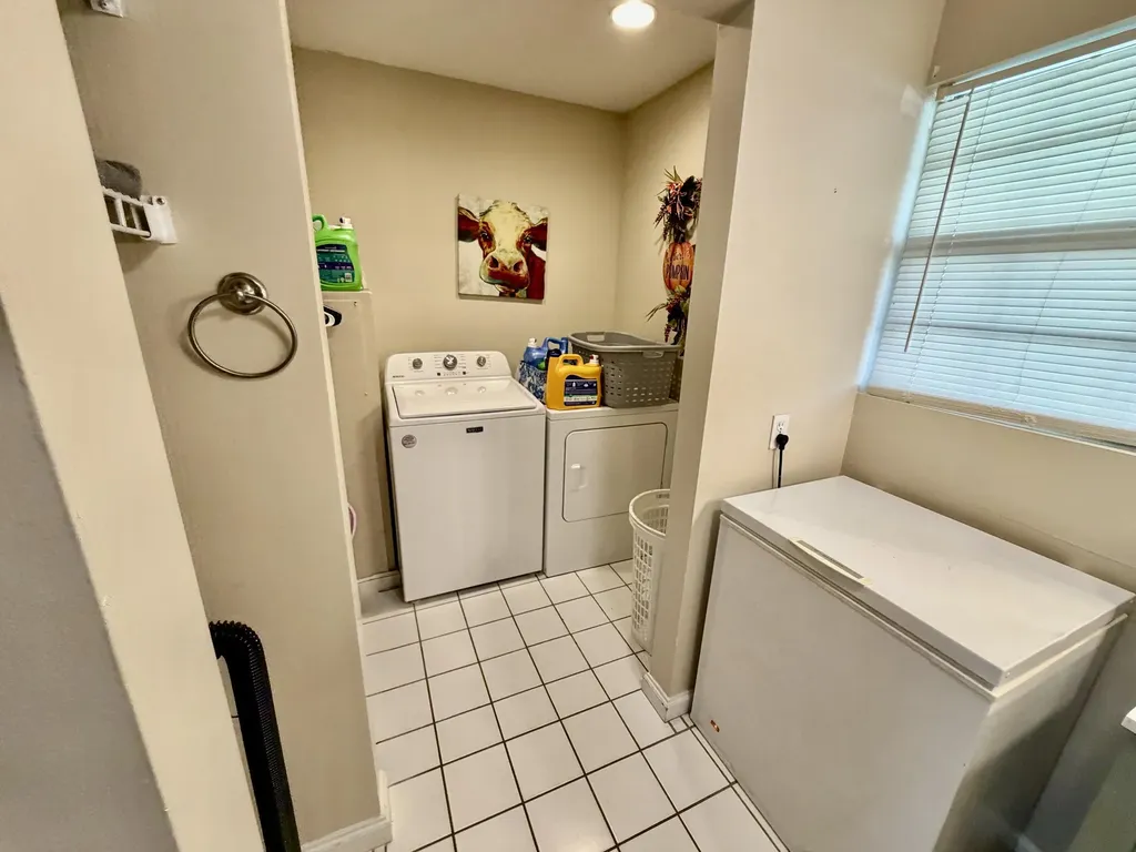 86 Pine Street Monticello KY 42633
