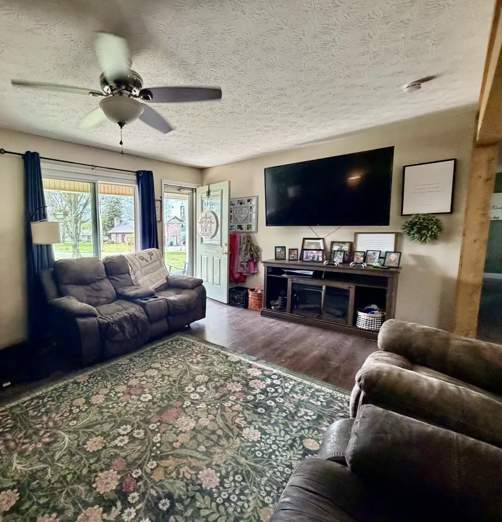 86 Pine Street Monticello KY 42633