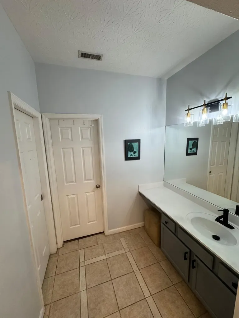 2748 Whiteberry Drive Lexington KY 40511