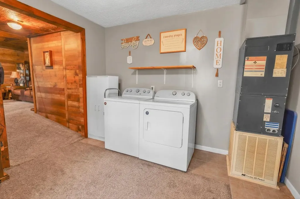179 Aderholt Road Bronston KY 42518