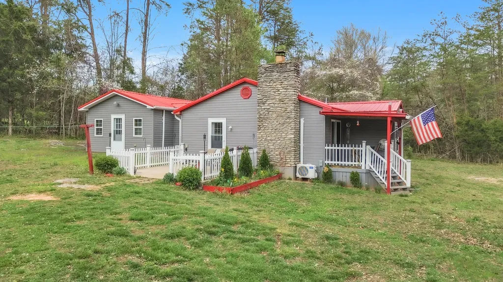 179 Aderholt Road Bronston KY 42518