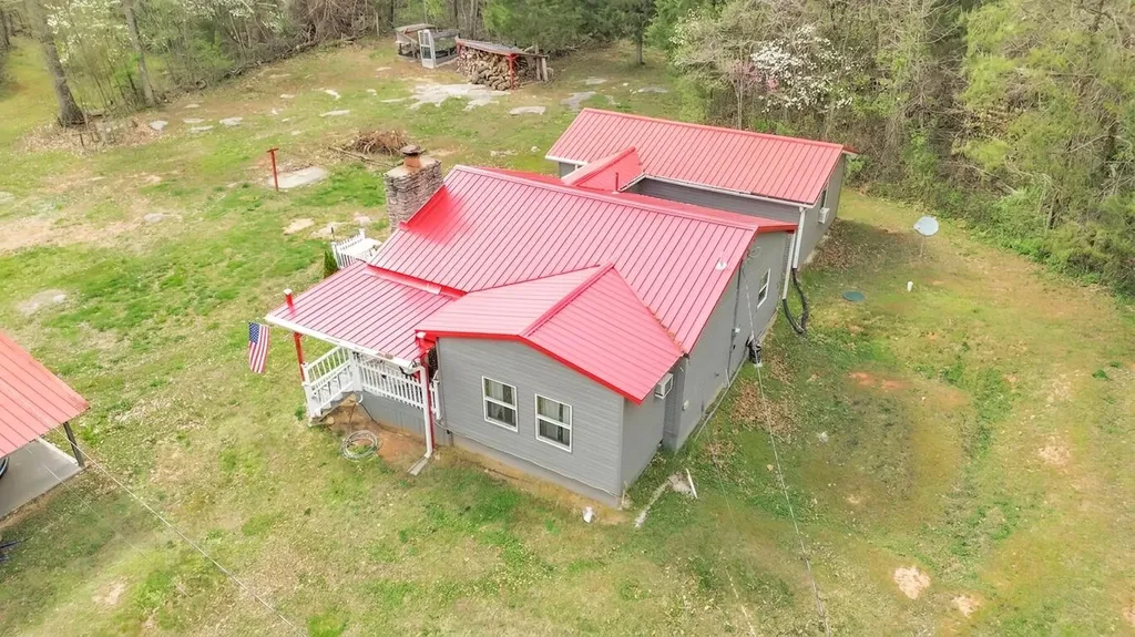 179 Aderholt Road Bronston KY 42518