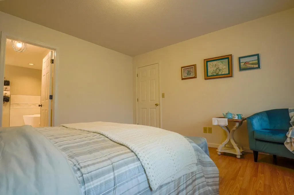 101 Hughley Lane Harrodsburg KY 40330
