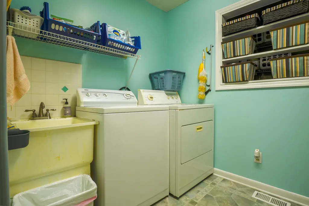 101 Hughley Lane Harrodsburg KY 40330