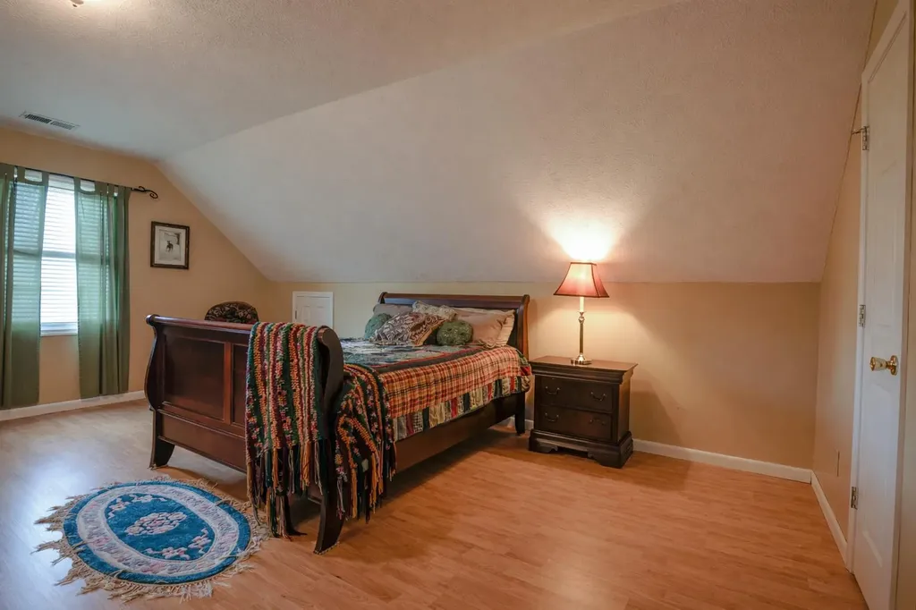 101 Hughley Lane Harrodsburg KY 40330