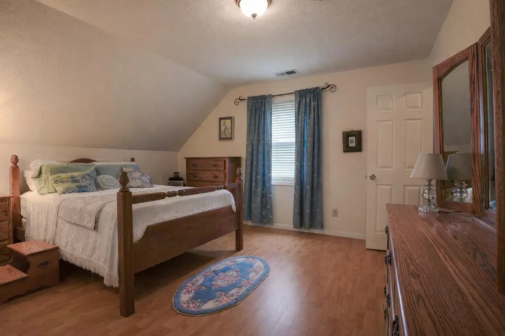 101 Hughley Lane Harrodsburg KY 40330