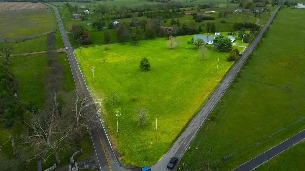 101 Hughley Lane Harrodsburg KY 40330