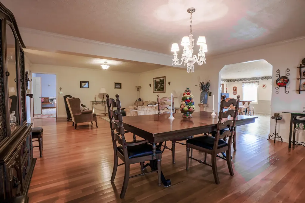 101 Hughley Lane Harrodsburg KY 40330