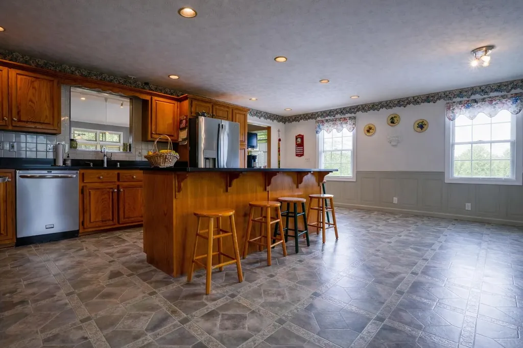 101 Hughley Lane Harrodsburg KY 40330