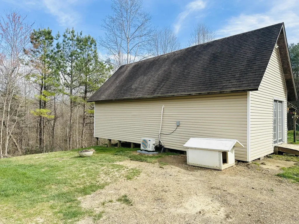 174 Collins Gibson Road Manchester KY 40962