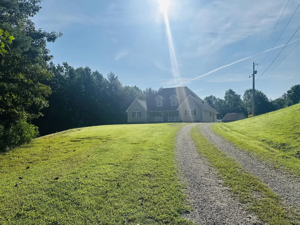 174 Collins Gibson Road Manchester KY 40962