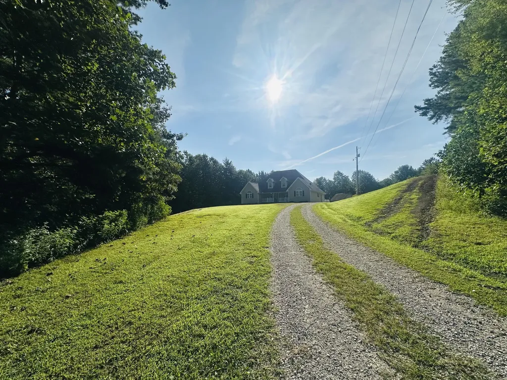 174 Collins Gibson Road Manchester KY 40962