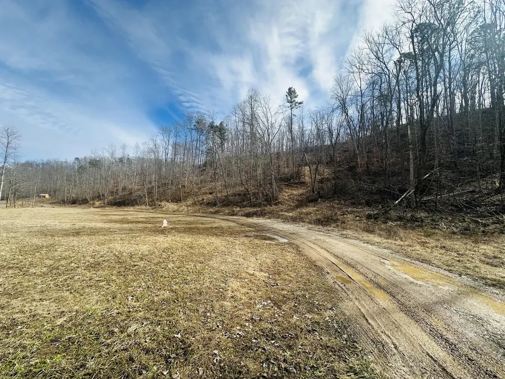 780 Shib Branch Road Manchester KY 40962